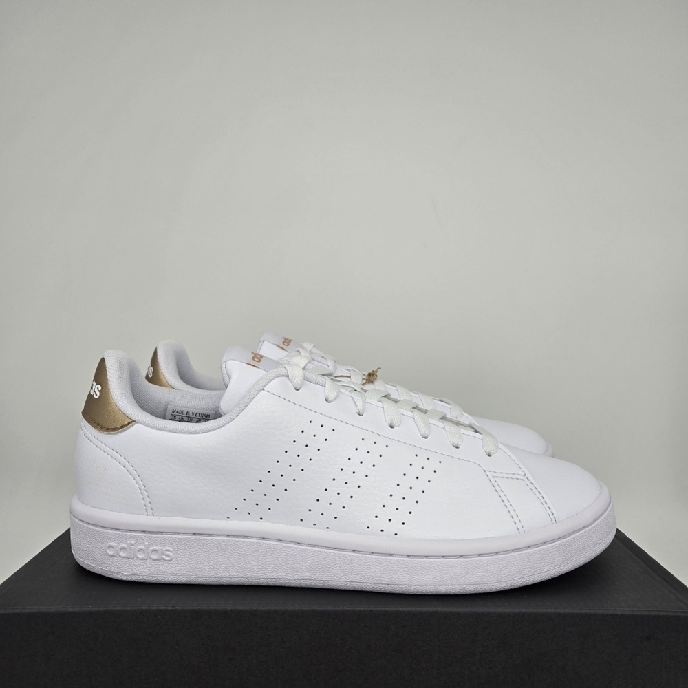 Adidas Women's Advantage 'White Copper Metallic' Shoes Size 9.5 New